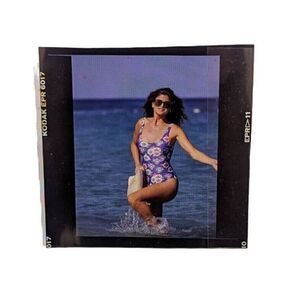 Kathy Ireland Photo‎ Slide Swimsuit Model Catalog Production Picture (B2)